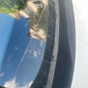 Renault'un Kalitesiz Malzeme İşçiliğinin Telafi Etmesini Rica Ederim