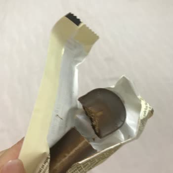 Ülker Laviva Çikolata Bayat Ya Da Bozuk