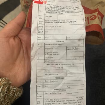Popeys Ücretini Aldığı Siparişi Eksik Gönderiyor