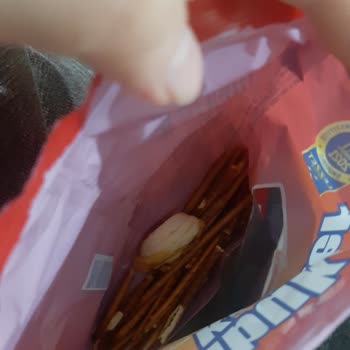 BİM Kırınkıl Çubuk Kraker Yabancı Cisim