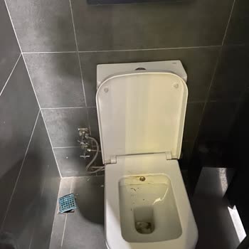 Petrol Ofisi Tosya Benzinlikteki Lavabo Kirliliği Ve Hijyenden Bahsedilen Afişler