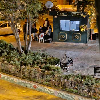 Taksiciler Odası Taksi Durağı Çalışanlarının Gece Taşkınlık Çıkarması