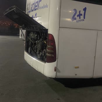 Lider Anadolu Araç Bozuldu Yolda Kaldı Saatlerce Beklettiler