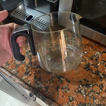 Arzum Çaycı Cam Demlik Kırıldı