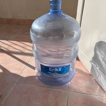 Gölbaşı Erikli Bayii Boş Damacanasını Gelip Almıyor.