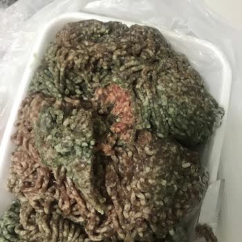 Köfteci Yusuf Kıyma Yeşillendi Ve Kokuyor!