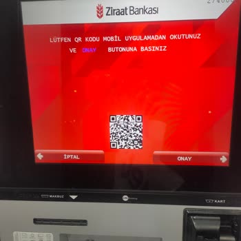 Ziraat Bankası Bankamatik Önü Çöp Kovası Konulması