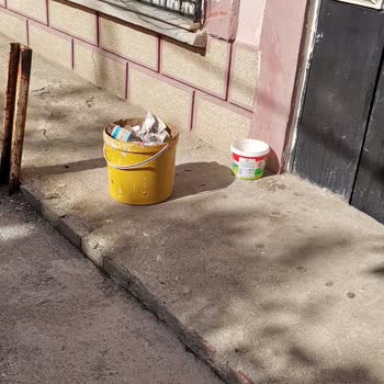 İzmir Konak Belediyesi Görevini Yerine Getirmeyen Temizlik İşçileri