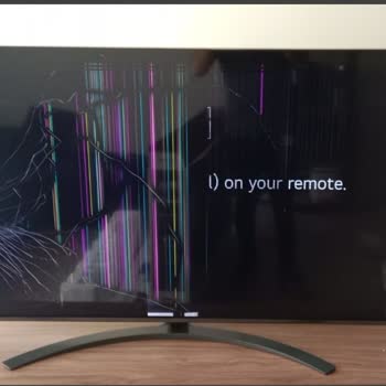 Media Markt Kırık Televizyon Sattı, Sorumluluk Kabul Etmiyor.