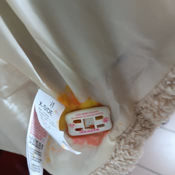 LCW Ürünüm Alarmı Patlamış Boya İçinde Geldi