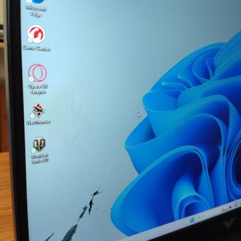 HP Victus Laptop Ekran Sorunu