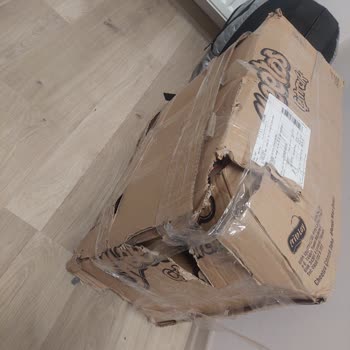 PTT Kargo Kargo Paketi Yırtık Geldi Ve İçindeki Eşyalar Eksik Çıktı