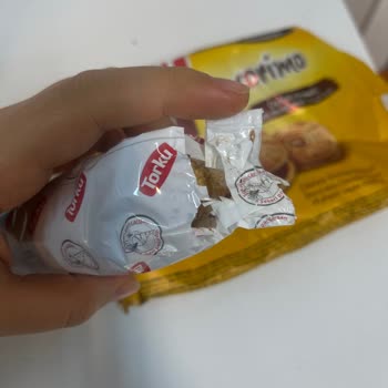 Torku Ambalajın İçinden Çıkan Ağzı Hava Almış Paket Sorunu