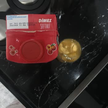 Dimes Gıda Meyve Suyu İçinden Çıkan Küf