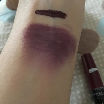 Watsons Rimmel London Lasting Provocalips 570 Renk Hakkında Şikayet