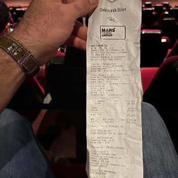 Marmara Park Paribu Cineverse Salonları Kokuyor Ve Havasız