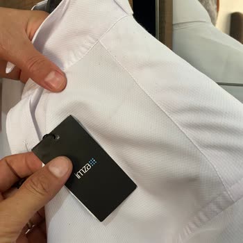 İmza Giyim Ayıplı Ürün, Kirli Ve Sökük!