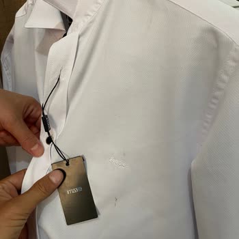 İmza Giyim Ayıplı Ürün, Kirli Ve Sökük!