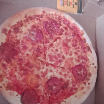 PizzaLazza Pizza Az Malzeme