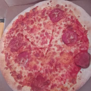 PizzaLazza Pizza Az Malzeme