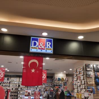 DNR Mağazasından Garantisi Devam Eden LBL Marka Kulaklığımın Durumu Hakkında Bilgi Almak İstiyorum