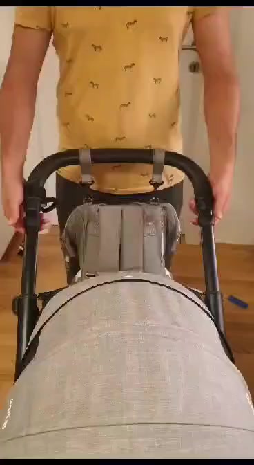 Forderung nach Schadensersatz für beschädigten Kinderwagen auf Sunexpress-Flug Videovorschaubild