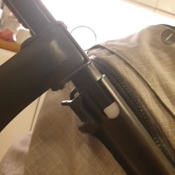 Forderung nach Schadensersatz für beschädigten Kinderwagen auf Sunexpress-Flug