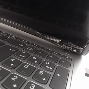 Lenovo Bilgisayar Lenovo Dizüstü Menteşesi