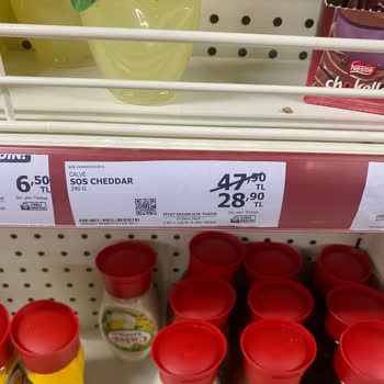 A101 Mağazasındaki Calve Cheddar Sos İndirimi