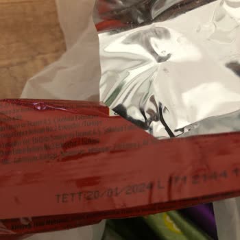 Eti Gıda Çikolatamın İçinden Kurt Çıktı