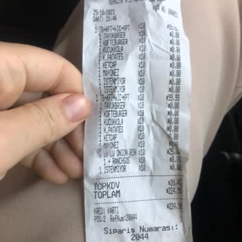 Burger King Bayat Ürünler Isıtıp Veriliyor