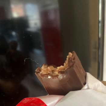 A101 Xroll Çikolata İçinden Kıl Çıkması