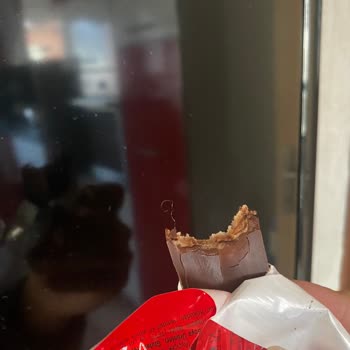 A101 Xroll Çikolata İçinden Kıl Çıkması