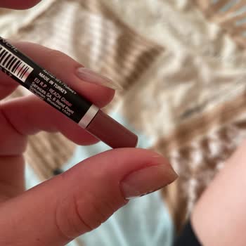 Gratis Emily 211 Dudak Kalemi