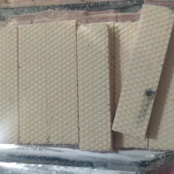 Oylum Xroll Markalı Gofretimden Siyah Bir Şey Çıktı!