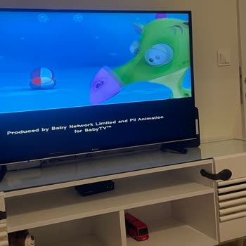 Baby TV Bayb TV'de Burnu Erkeklik Organına Benzeyen Karakter