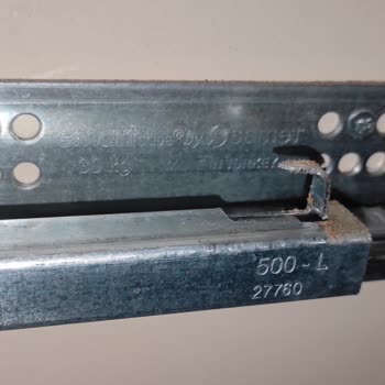 Samet A.Ş Çekmece Rayı Tırnakları Kırılıyor