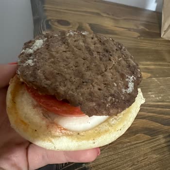 Yemeksepeti Den Burger King Siparişinin Buz Gibi Gelmesi