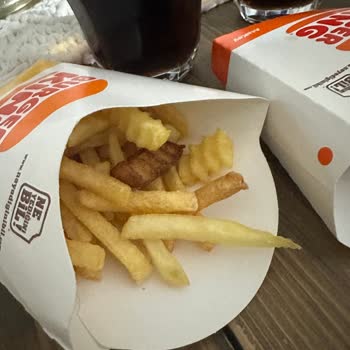 Yemeksepeti Den Burger King Siparişinin Buz Gibi Gelmesi
