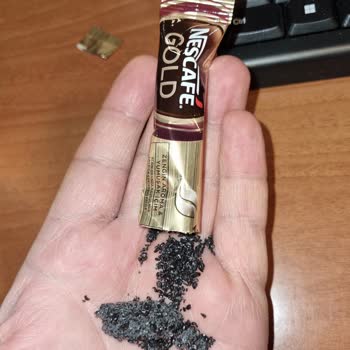 Yanmış, Kömür Olmuş Nescafe
