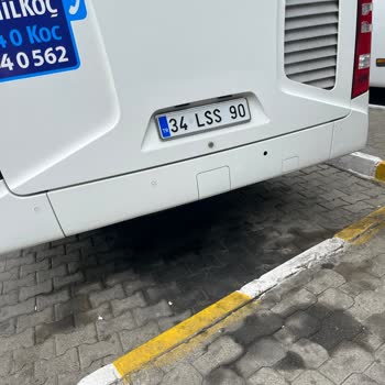 Kamil Koç Tamamen Terbiyesizlikten Ötürü.