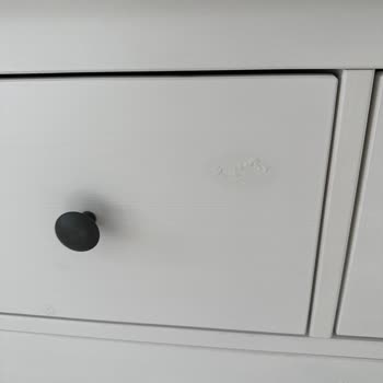 IKEA Hemnes Dolap Kapaklarının Kabarması