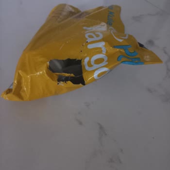 PTT Kargo Ürünü İade Ettiğim Halde Tarafıma Teslim Edilmiş Görünüyor