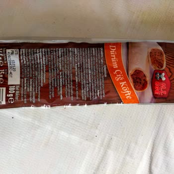 BİM Küflü Çiğköfte Son Kullanma Tariki Geçmemiş!