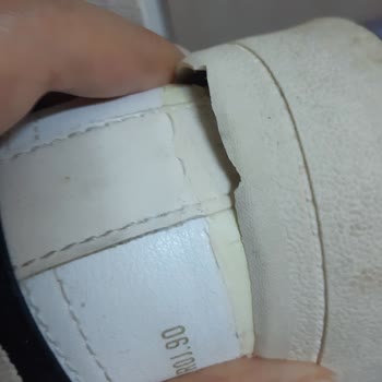 Bershka Ayakkabı Tabanı Çıktı