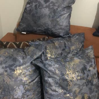 Bellona Kırlent Yaldızı Silindi