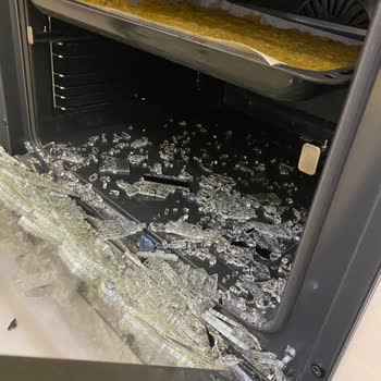 Simfer Ankastre Fırının Camının Patlaması!