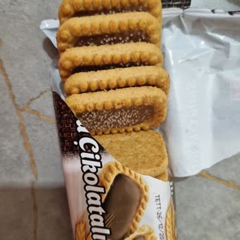 Eti Gıda Burçak Sütlü Çikolatalı Bisküvide Küf Olması