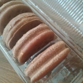 Ülker Halleyin Üstünde Beyaz Noktalar Vardı