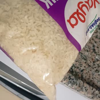 Yayla Pilavlık Pirinç Paketi İçinde Kurtlar Var